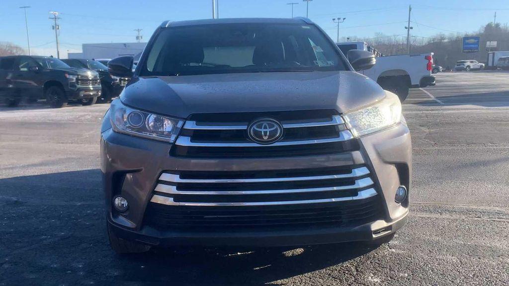 used 2017 Toyota Highlander car, priced at $20,788