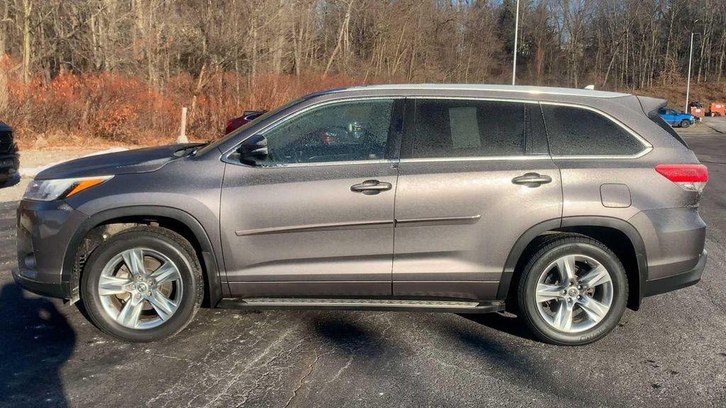used 2017 Toyota Highlander car, priced at $20,788
