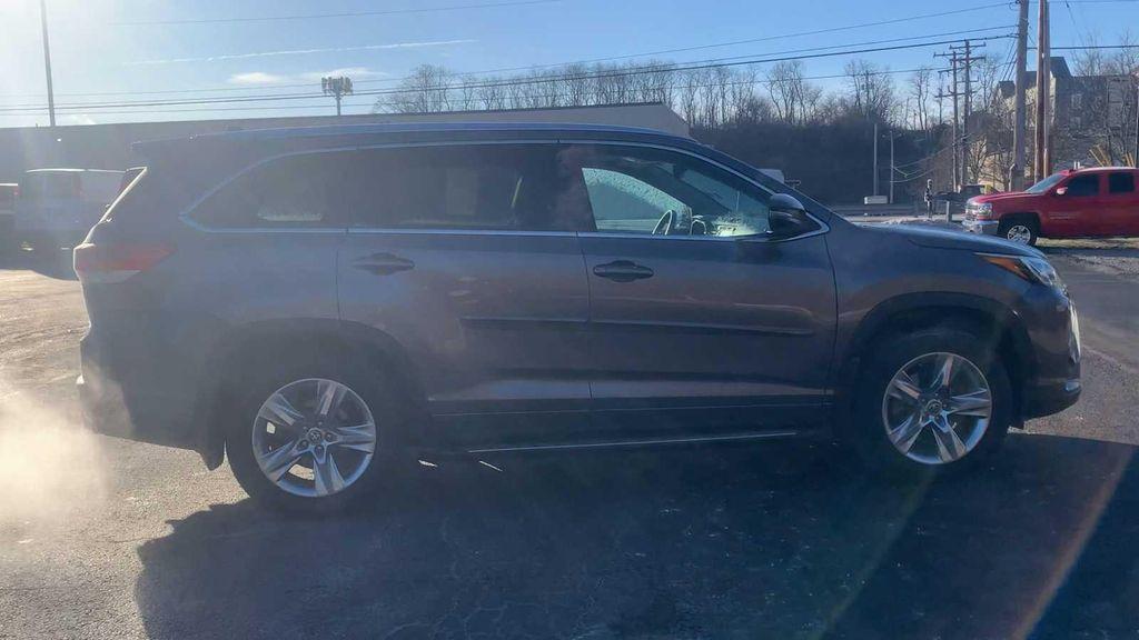 used 2017 Toyota Highlander car, priced at $20,788