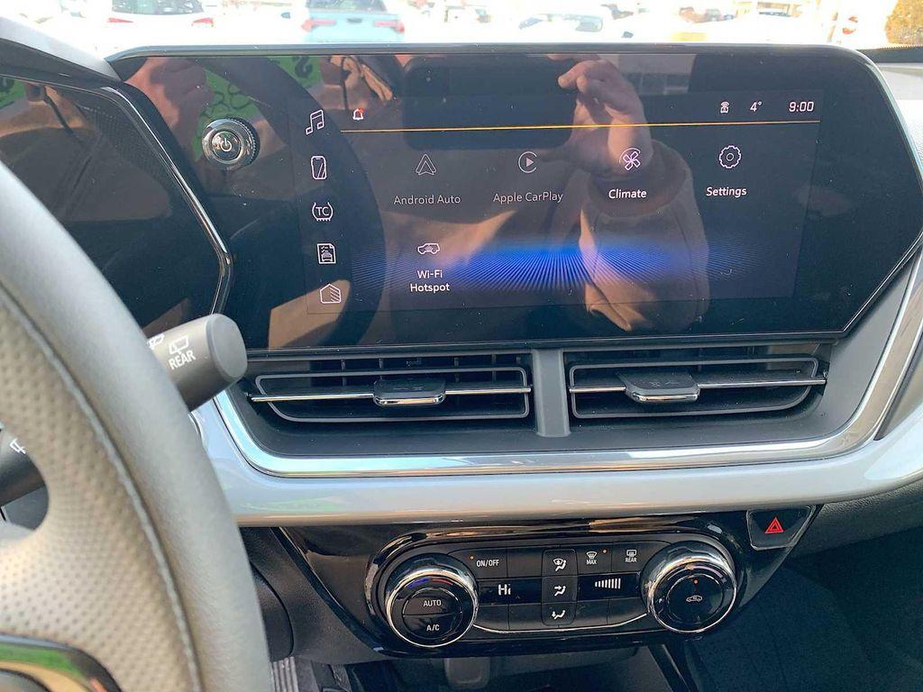 used 2025 Chevrolet Trax car, priced at $22,888