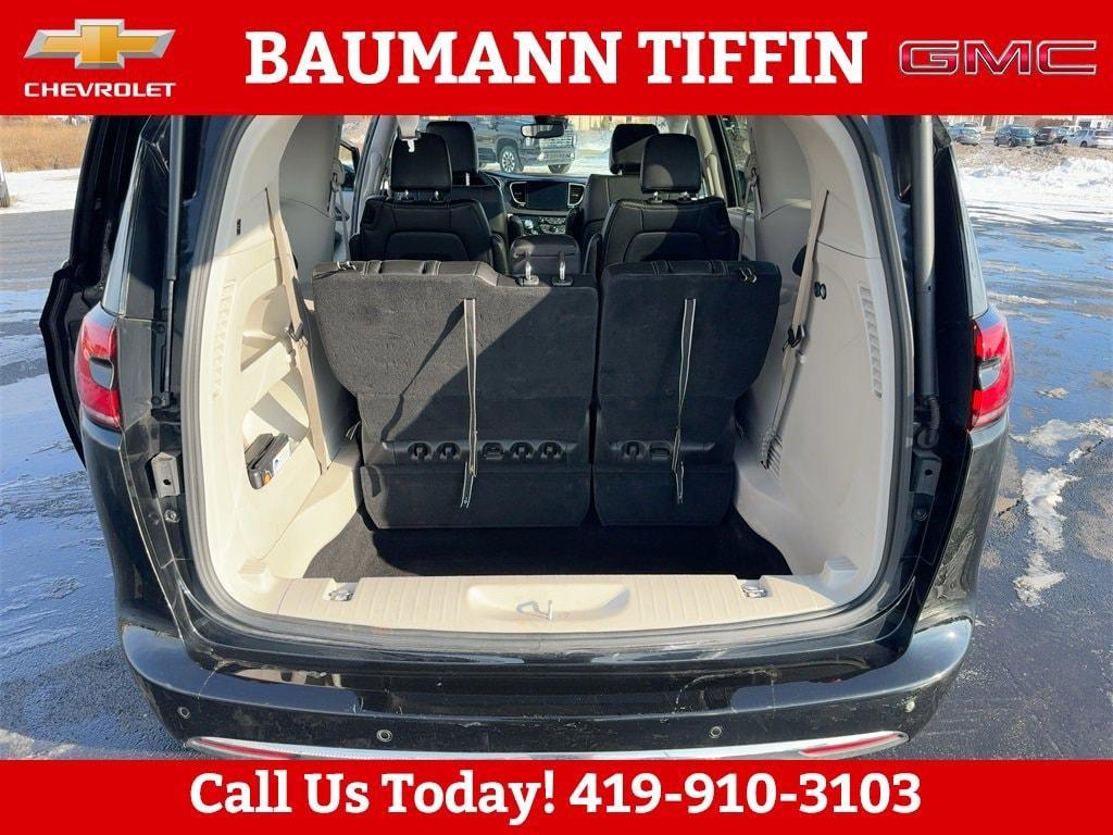 used 2024 Chrysler Pacifica car, priced at $29,994