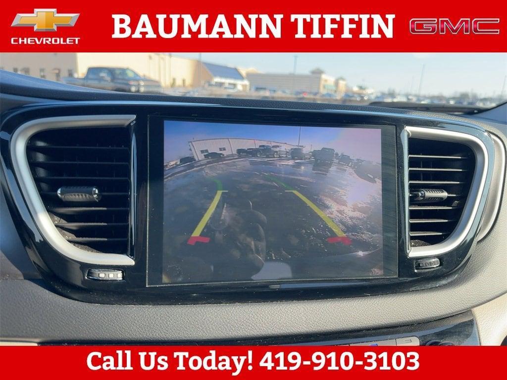 used 2024 Chrysler Pacifica car, priced at $29,994