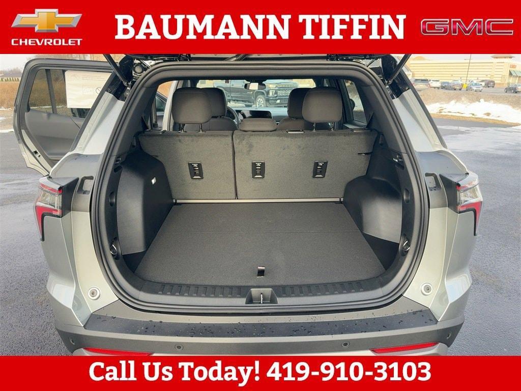 new 2026 Chevrolet Equinox car, priced at $30,990