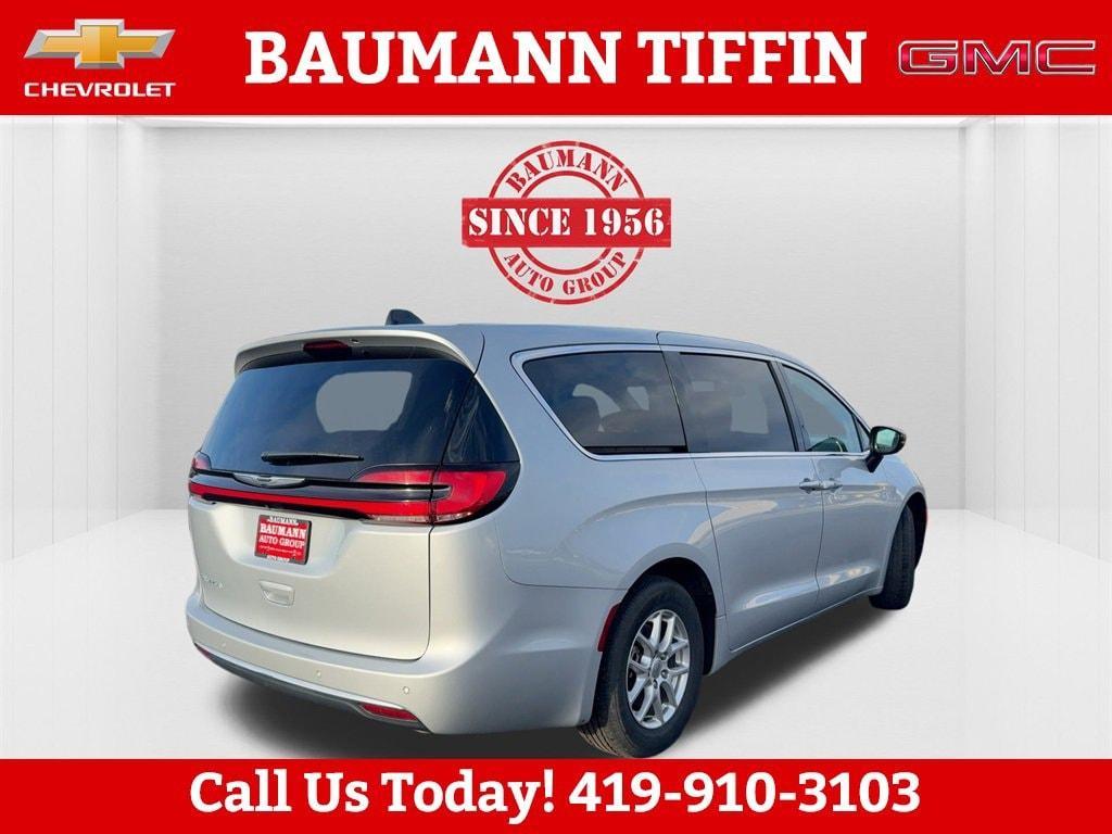 used 2024 Chrysler Pacifica car, priced at $29,664