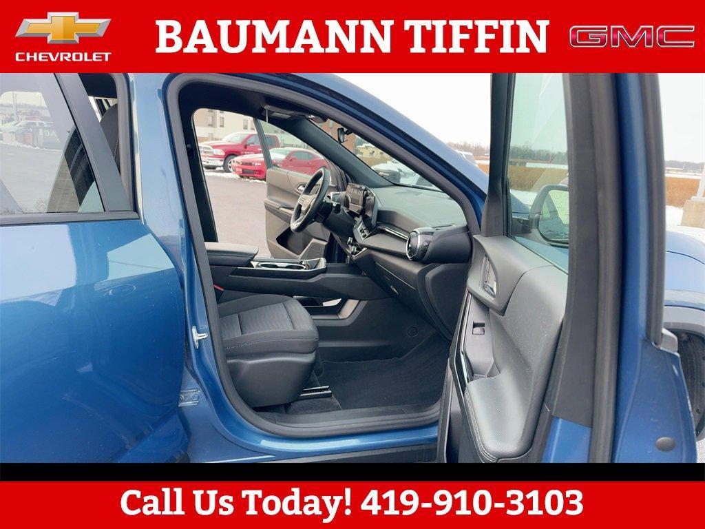 used 2025 Chevrolet Equinox car, priced at $23,572