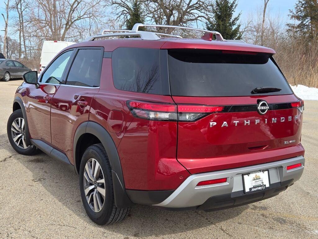 used 2022 Nissan Pathfinder car, priced at $27,570
