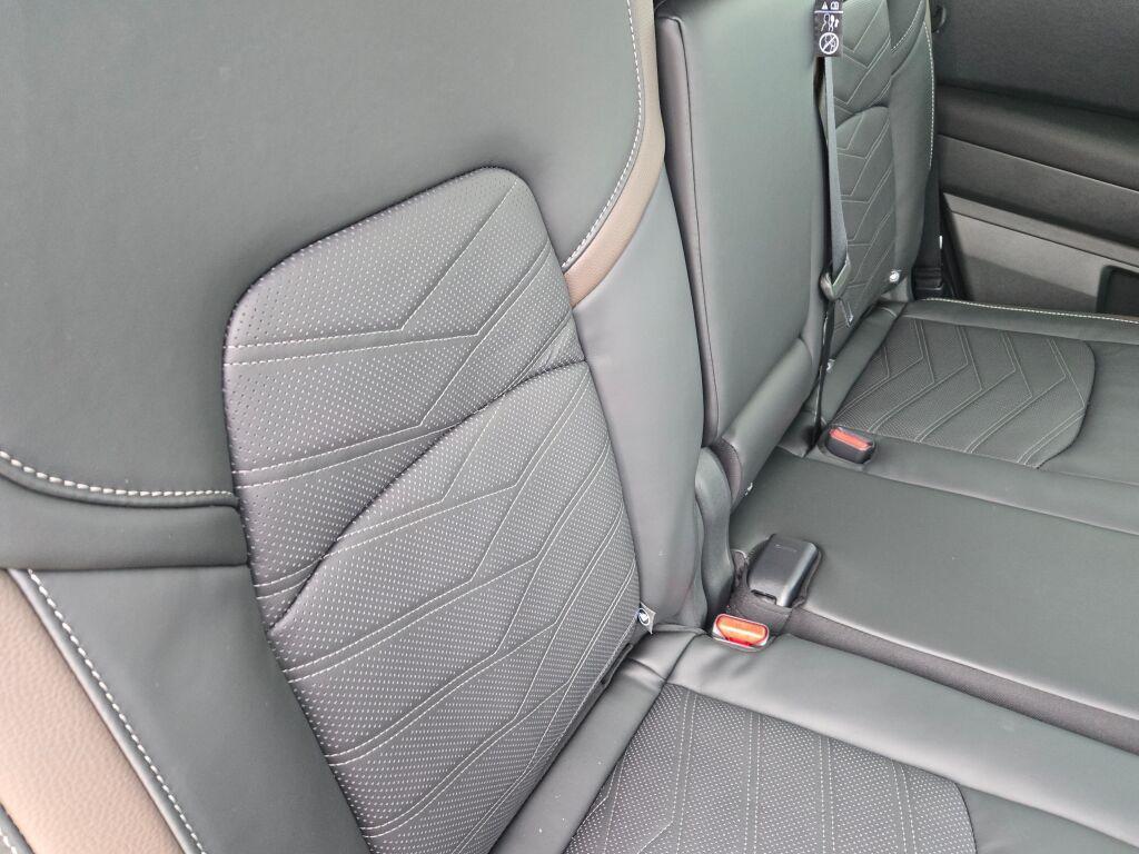 new 2025 Nissan Pathfinder car