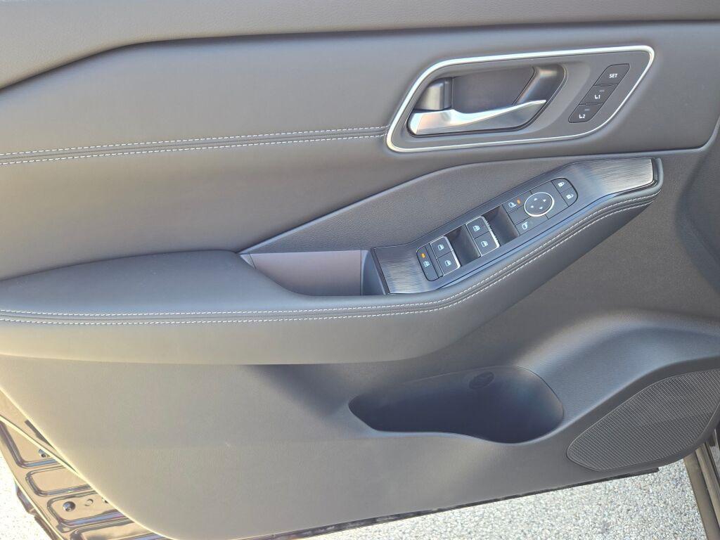 new 2026 Nissan Rogue car, priced at $38,160