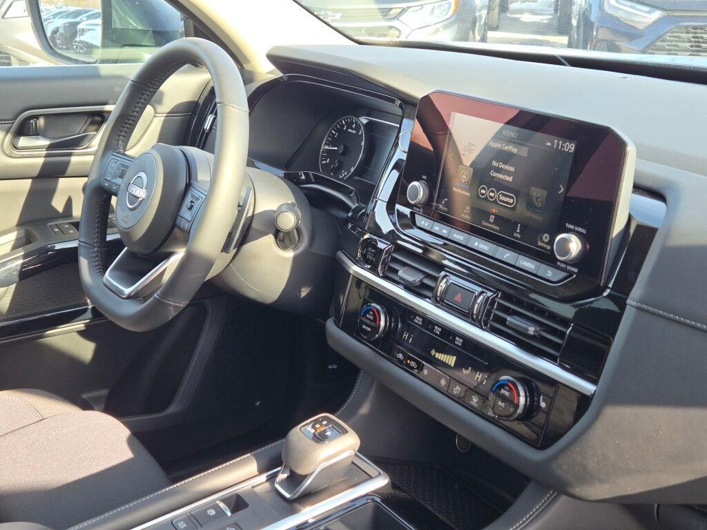 new 2025 Nissan Pathfinder car