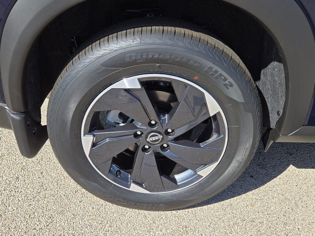 new 2026 Nissan Rogue car, priced at $29,359