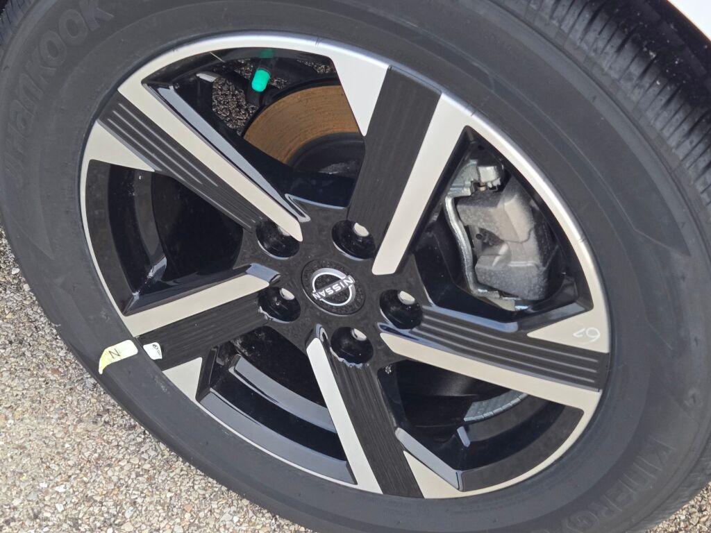 new 2025 Nissan Sentra car