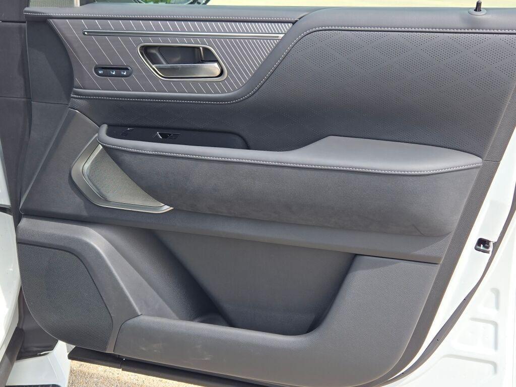 used 2026 INFINITI QX80 car, priced at $93,487