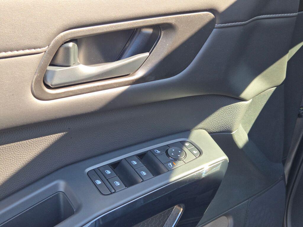 new 2026 Nissan Pathfinder car, priced at $40,155