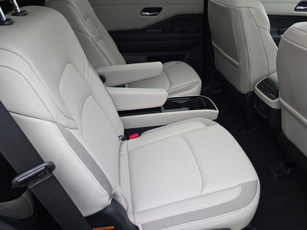 new 2026 Nissan Pathfinder car, priced at $43,287