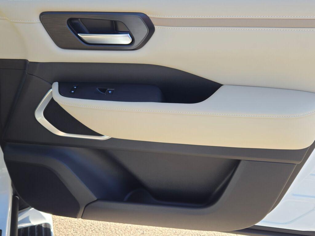 new 2026 Nissan Armada car, priced at $85,328