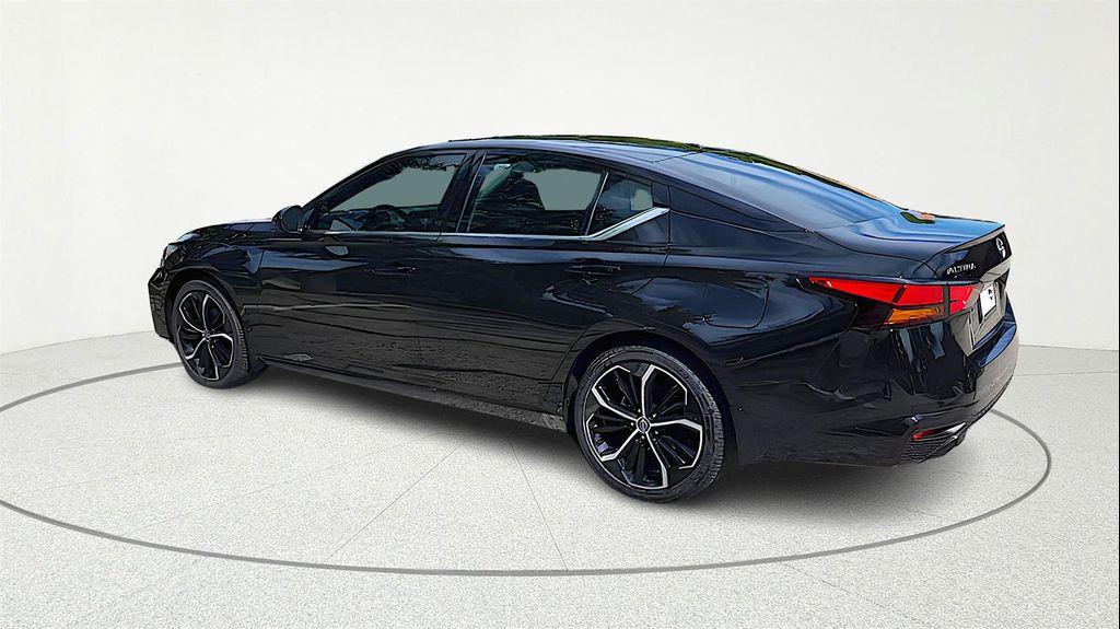 new 2025 Nissan Altima car, priced at $25,427