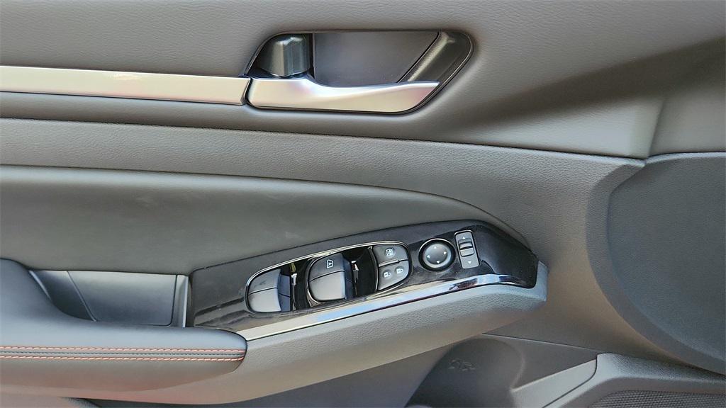 new 2025 Nissan Altima car, priced at $25,437