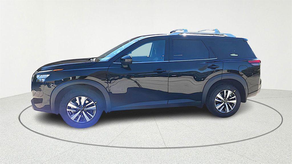 used 2025 Nissan Pathfinder car, priced at $36,904