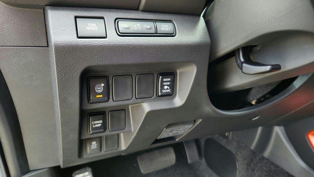 new 2026 Nissan Frontier car, priced at $38,925