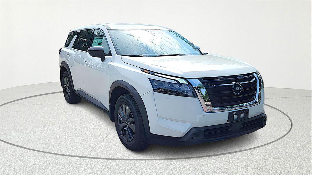 new 2025 Nissan Pathfinder car, priced at $27,836