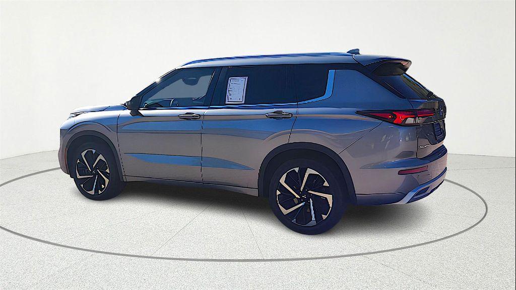 used 2022 Mitsubishi Outlander car, priced at $18,670