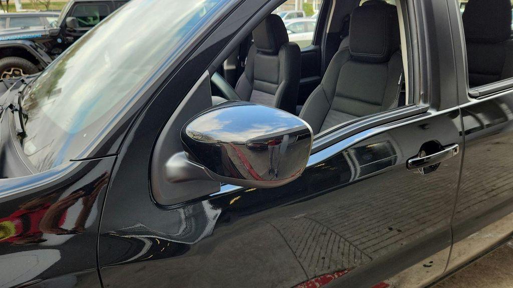 used 2024 Nissan Frontier car, priced at $29,008