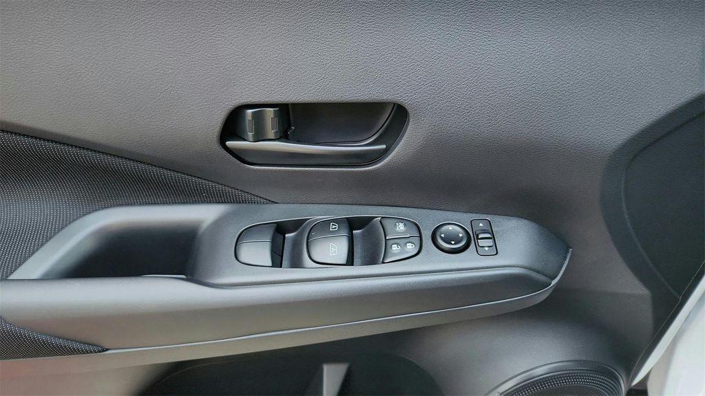 new 2025 Nissan Kicks car, priced at $19,357