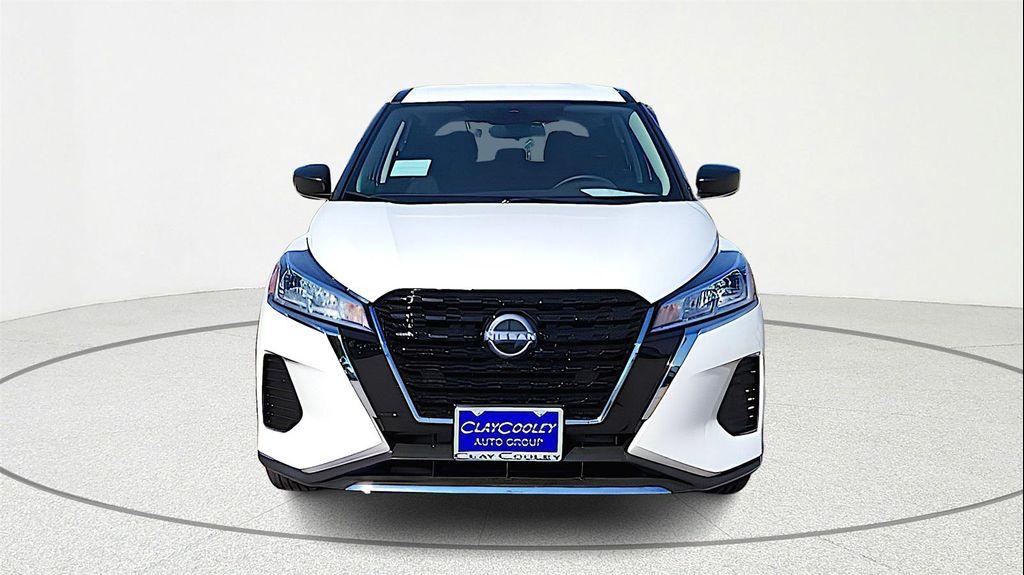 new 2025 Nissan Kicks car, priced at $19,357