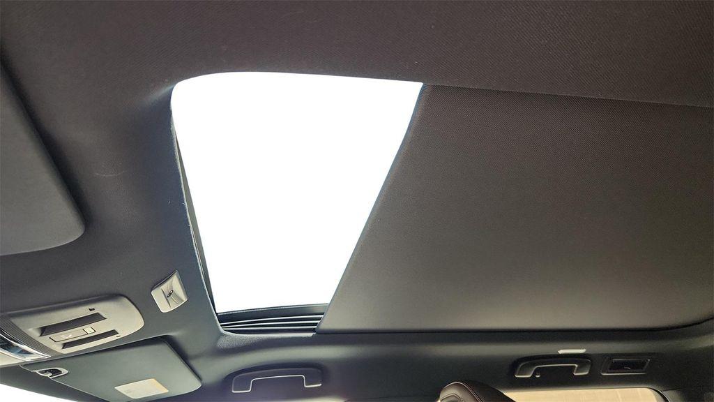 new 2025 Nissan Armada car, priced at $76,368