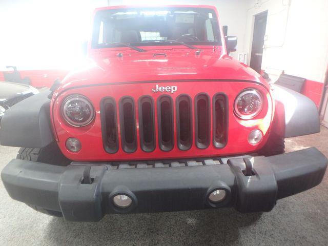 used 2015 Jeep Wrangler Unlimited car, priced at $15,495