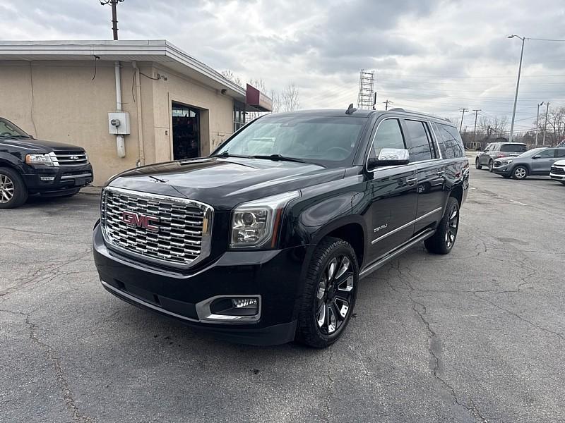 used 2019 GMC Yukon XL car, priced at $31,888