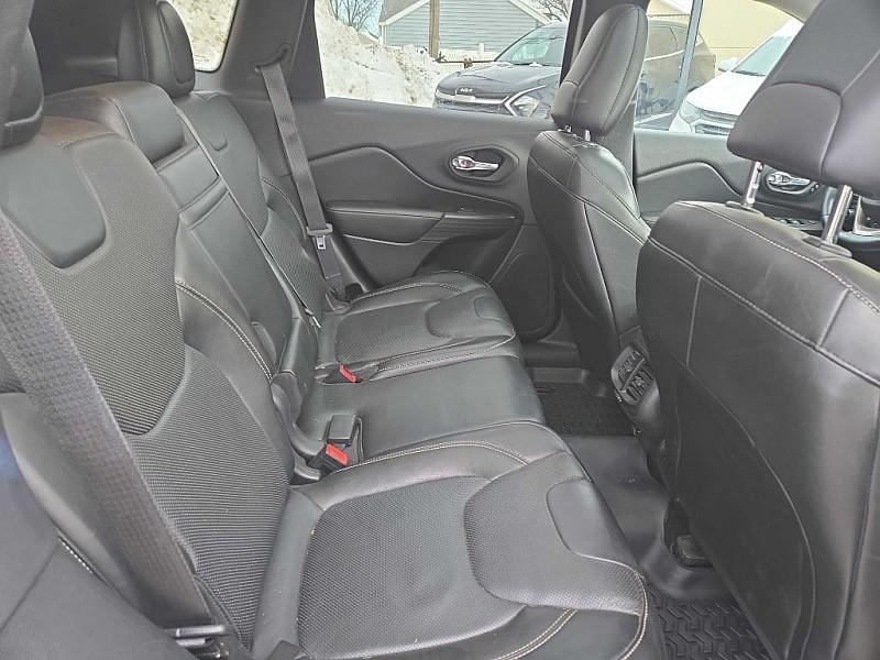 used 2015 Jeep Cherokee car, priced at $9,700