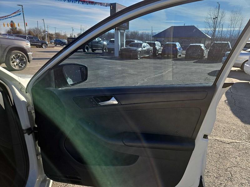 used 2014 Volkswagen Jetta car