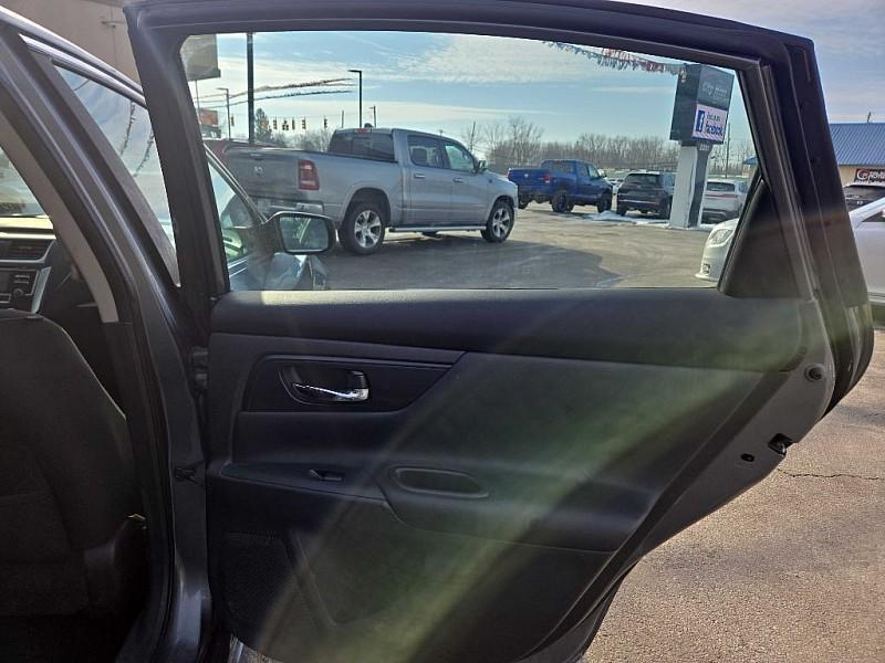 used 2018 Nissan Altima car, priced at $10,000