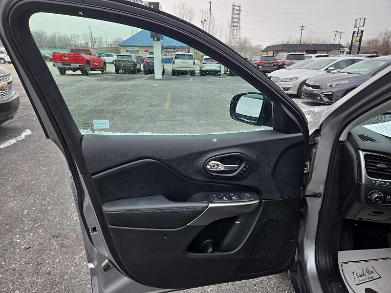 used 2019 Jeep Cherokee car, priced at $16,700