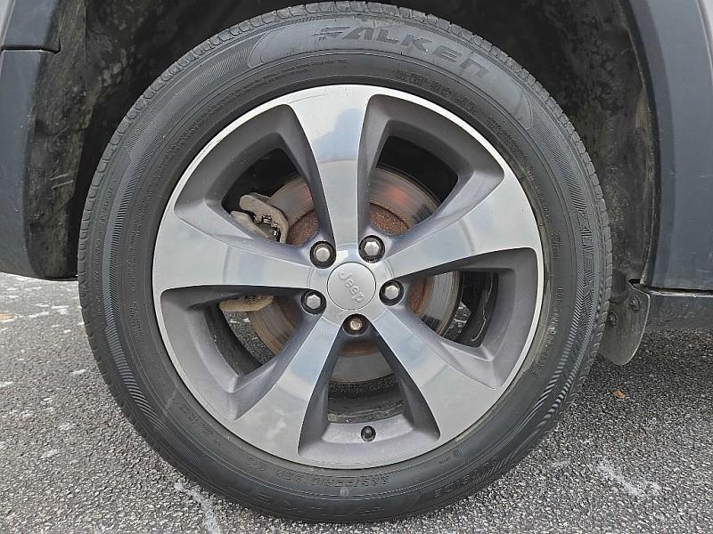 used 2019 Jeep Cherokee car, priced at $16,700