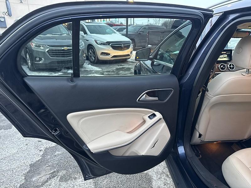 used 2018 Mercedes-Benz GLA 250 car, priced at $14,300