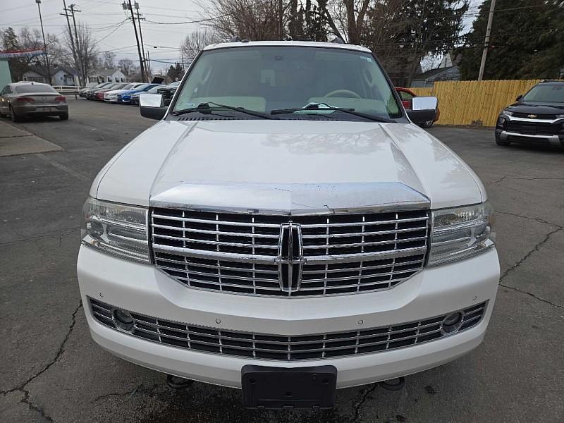 used 2014 Lincoln Navigator car, priced at $12,777