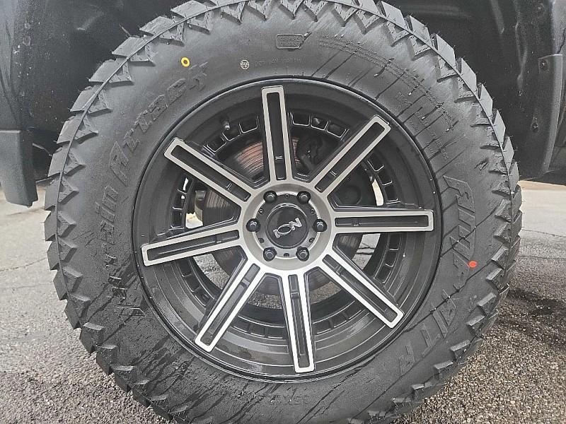 used 2019 Ram 1500 car, priced at $27,500