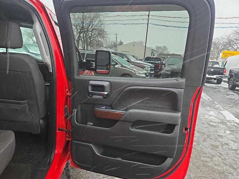 used 2018 GMC Sierra 1500 car, priced at $30,300