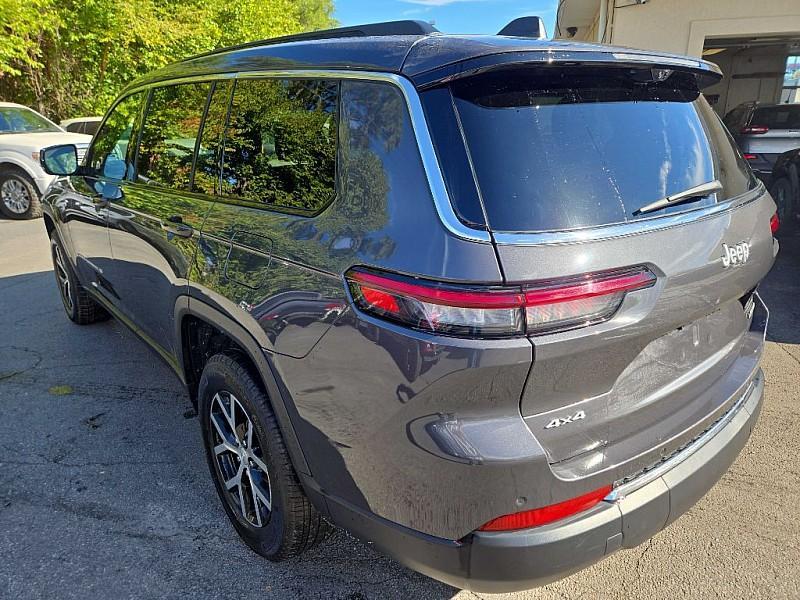 used 2024 Jeep Grand Cherokee L car, priced at $33,600