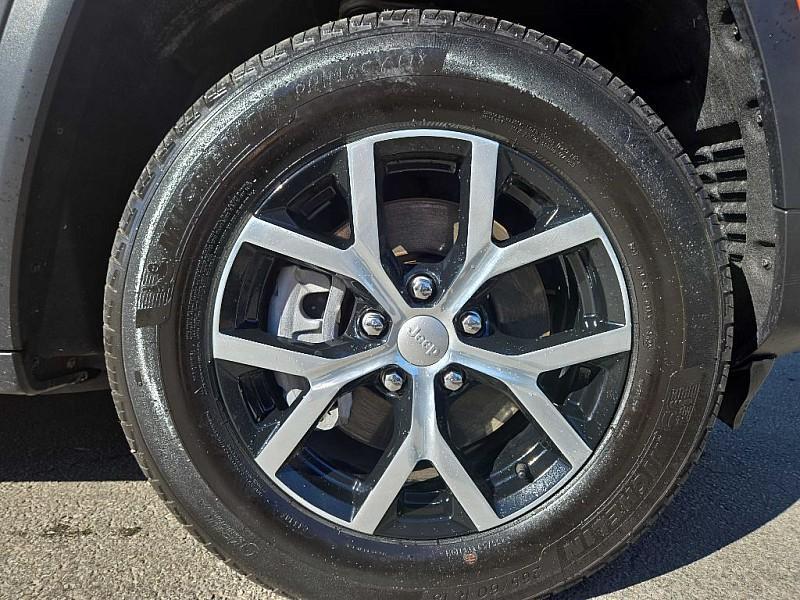 used 2024 Jeep Grand Cherokee L car, priced at $33,600