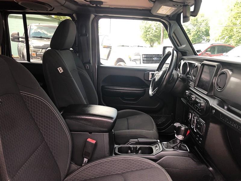 used 2021 Jeep Wrangler Unlimited car, priced at $29,300