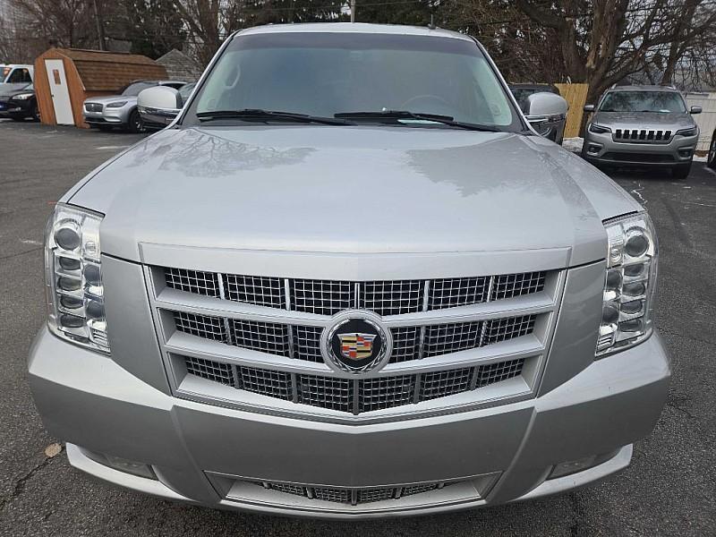 used 2014 Cadillac Escalade car, priced at $19,999
