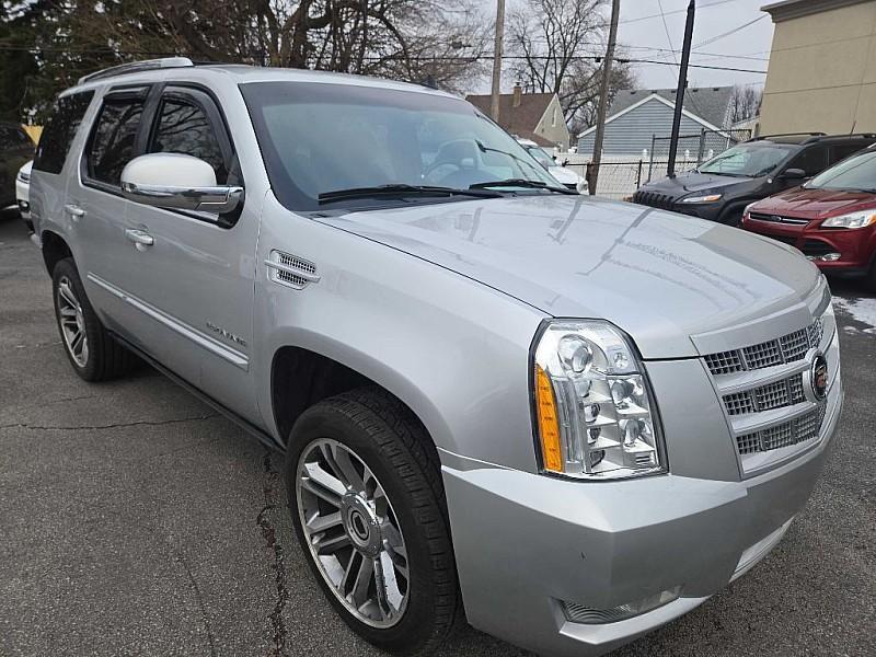 used 2014 Cadillac Escalade car, priced at $19,999
