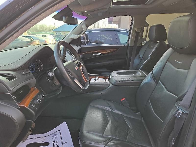 used 2017 Cadillac Escalade car, priced at $27,999