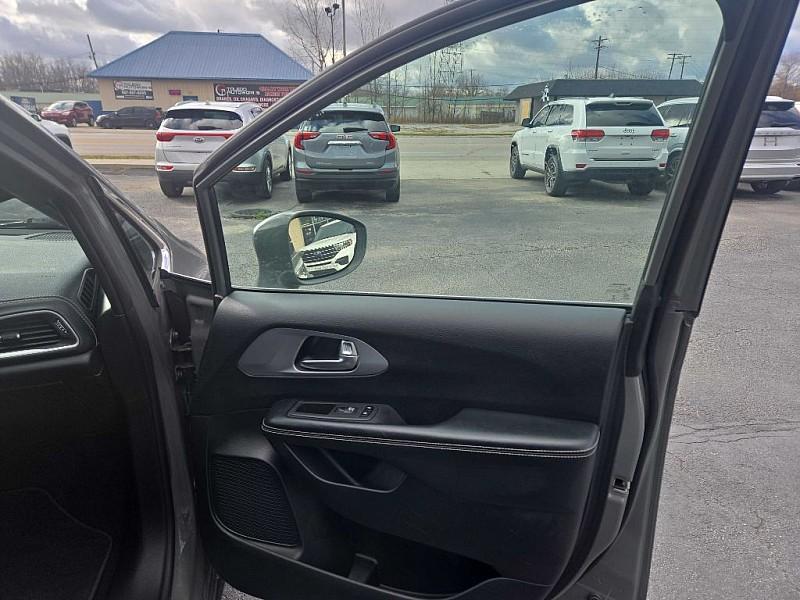 used 2022 Chrysler Pacifica car, priced at $19,300