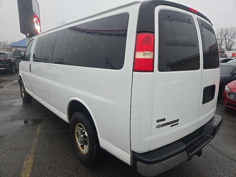 used 2011 Chevrolet Express 3500 car