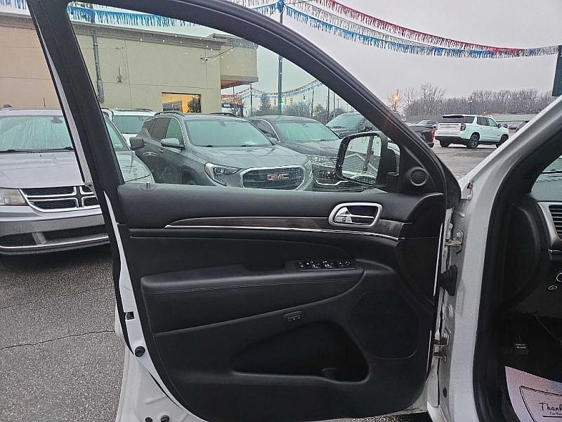 used 2018 Jeep Grand Cherokee car, priced at $18,999