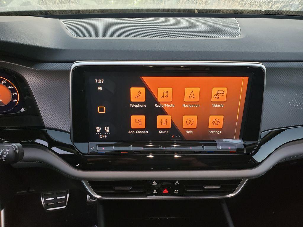 new 2026 Volkswagen Atlas car, priced at $46,947